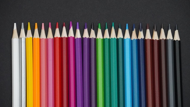 巴萨vs法兰克福首发：亚马尔、莱万出战，拉什福德替补